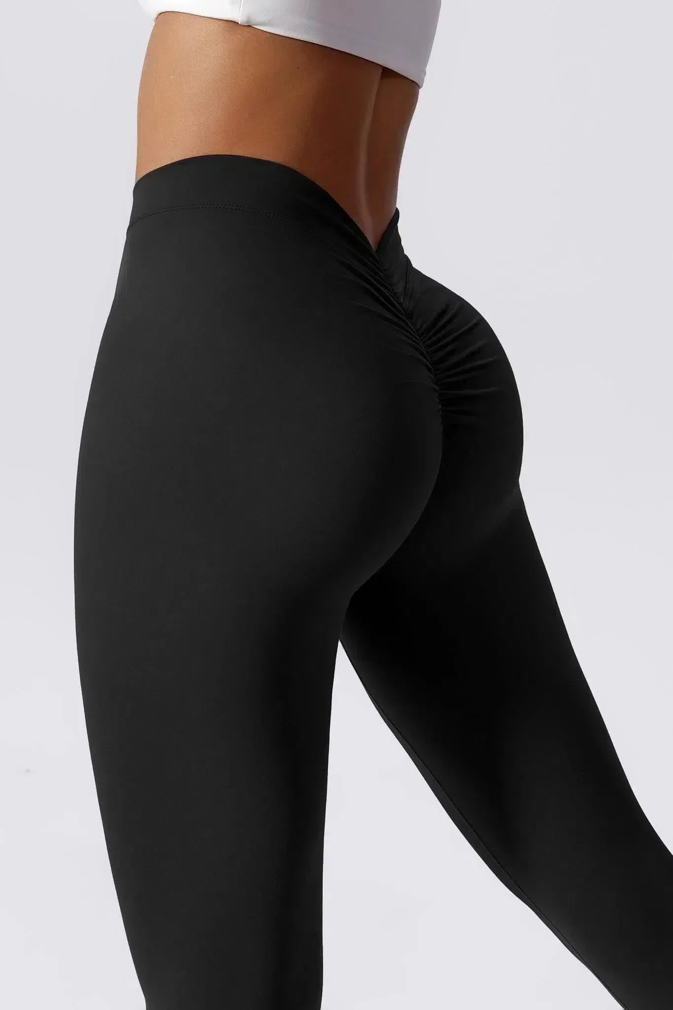 Fia – V-shaped waistband – Active leggings-15134060839285-Nancy & Mae Savannah