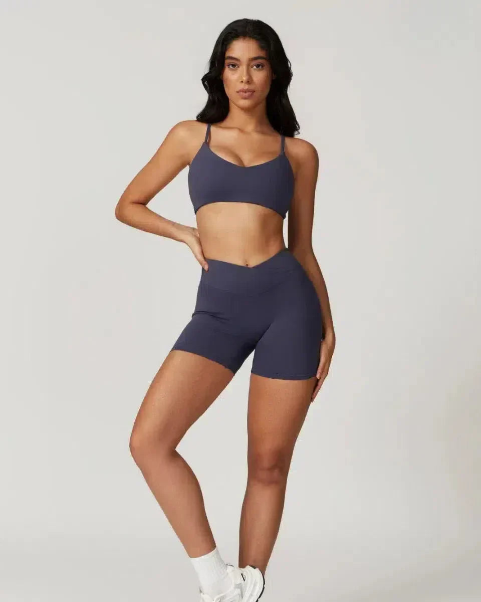 Idalia – V-waist design – Sports bra & shorts set-15133712089461-Nancy & Mae Savannah