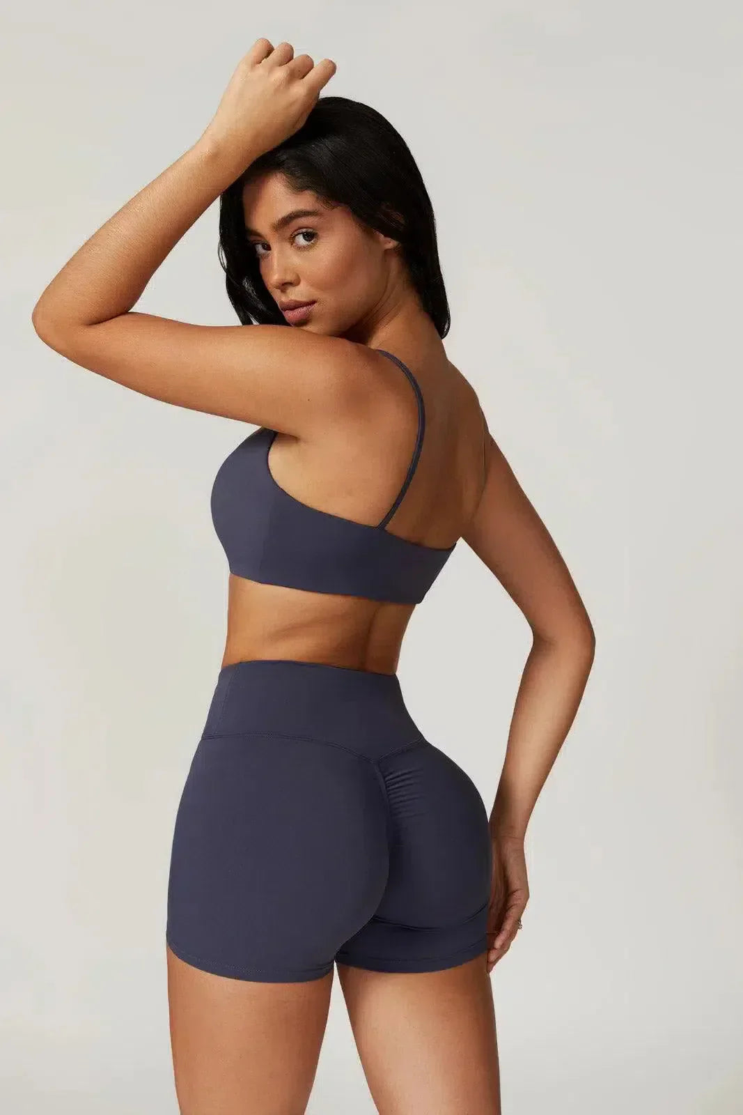 Idalia – V-waist design – Sports bra & shorts set-15133712089461-Nancy & Mae Savannah