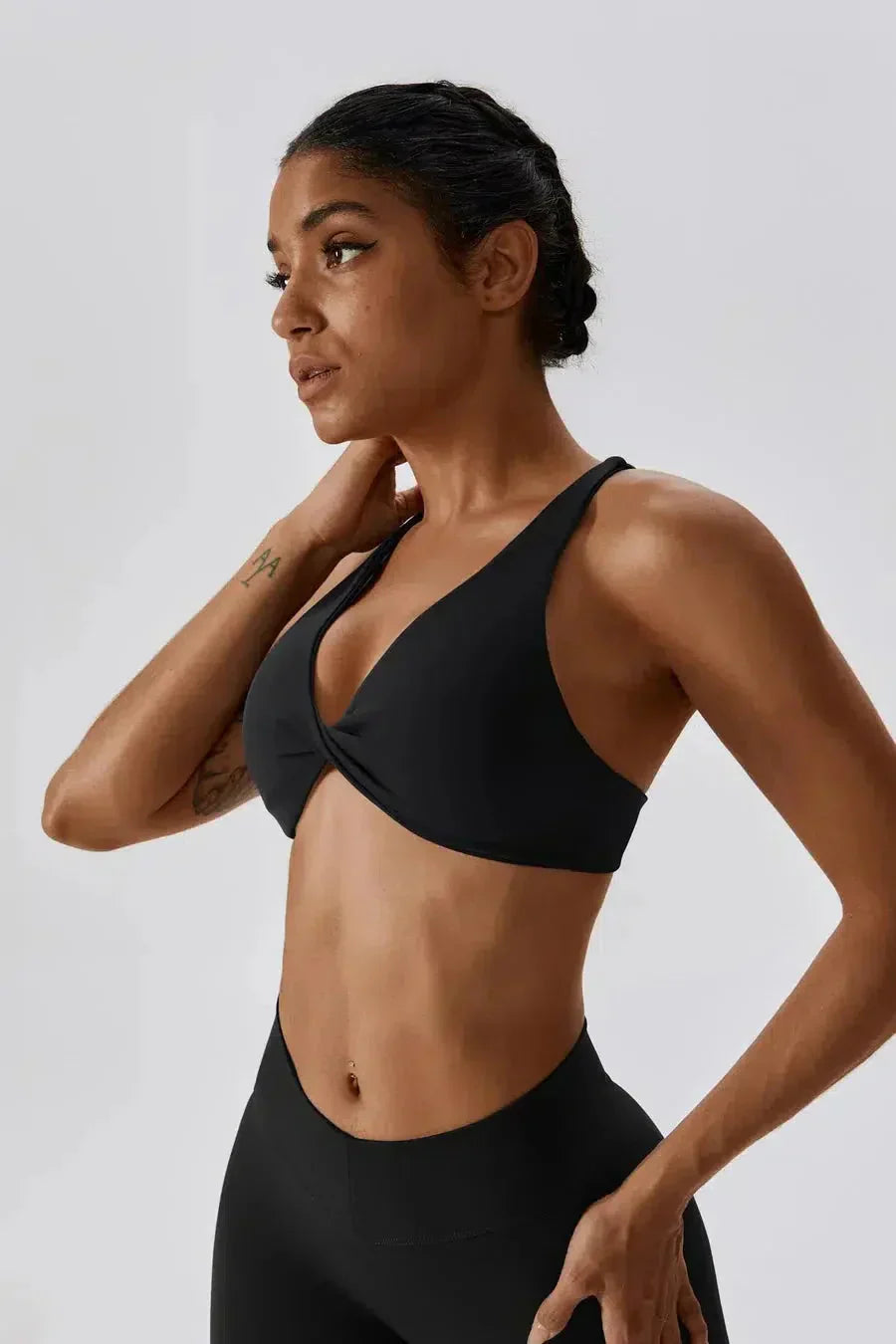 Lorelei – Crossback straps – Sculpting sports bra-15134027121013-Nancy & Mae Savannah