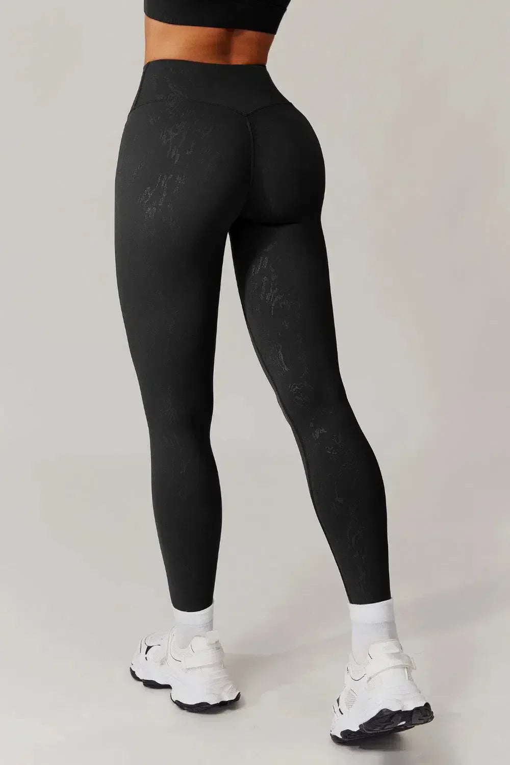 Manuela – Sculpting design – Seamless leggings-15134048125301-Nancy & Mae Savannah