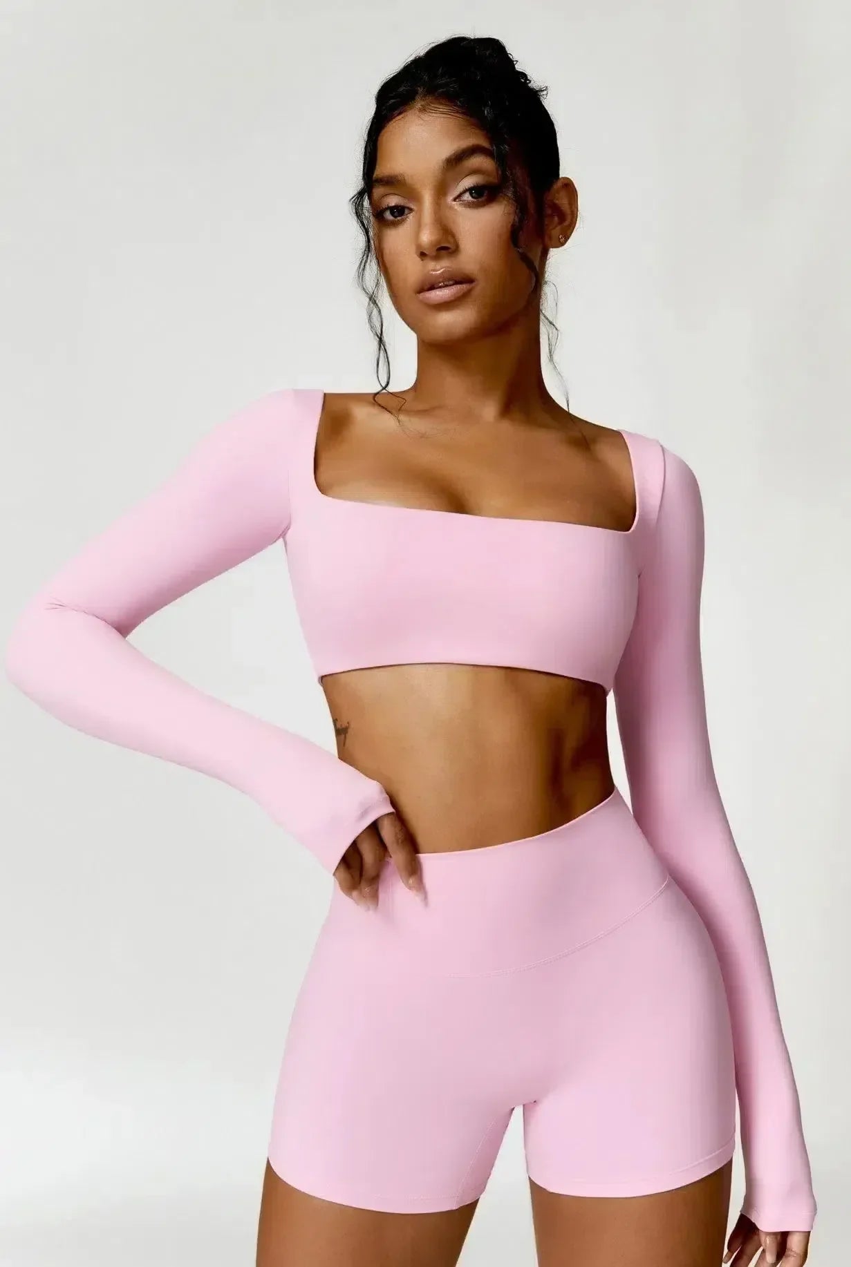 Niamh – U-neckline – Long-sleeve fitness crop top-15134027088245-Nancy & Mae Savannah