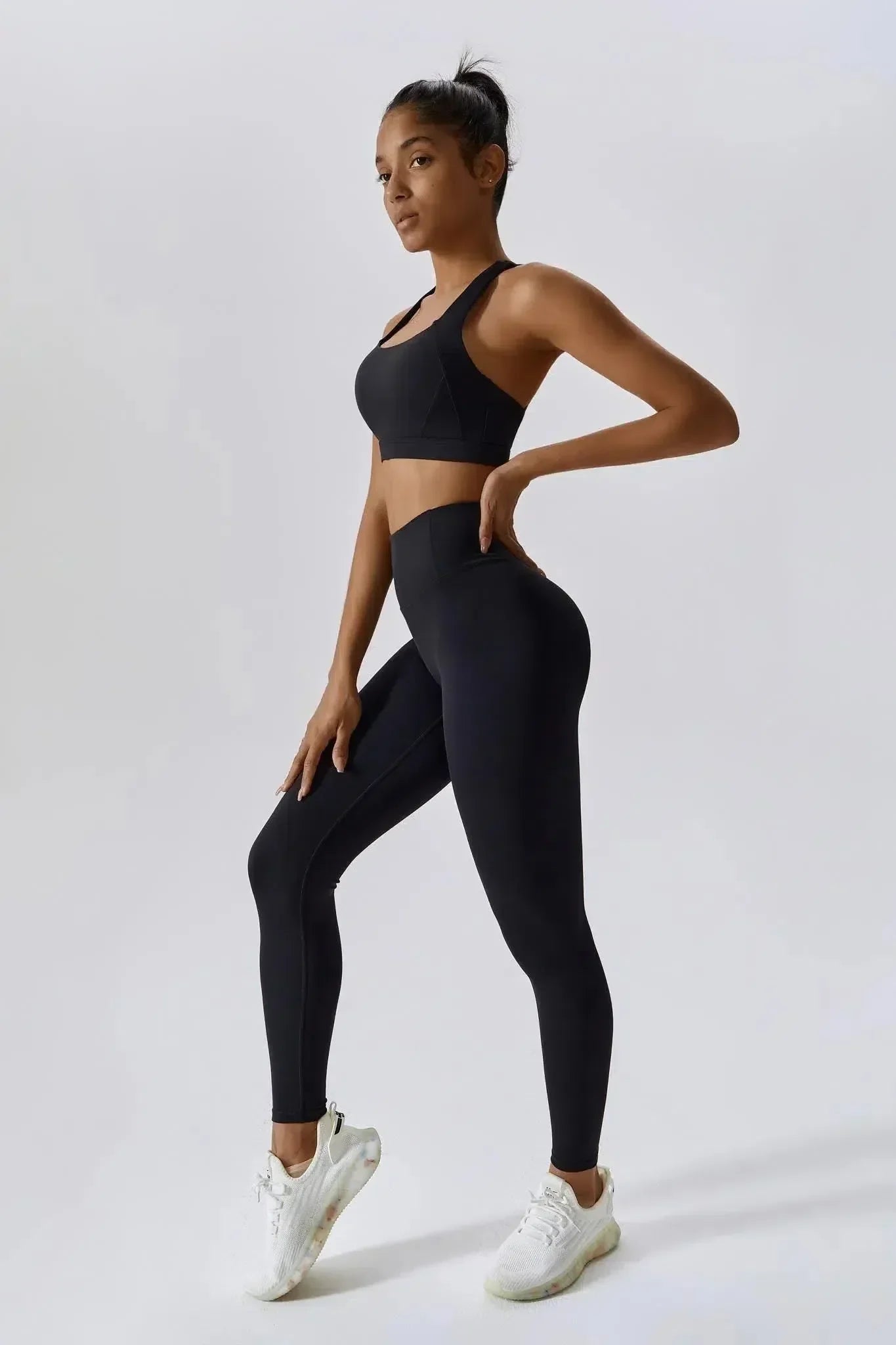Salvatrice – 3-piece set – Sculpting activewear-15134061298037-Nancy & Mae Savannah